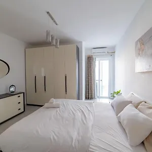Metrostays St Julian Malta San Julián